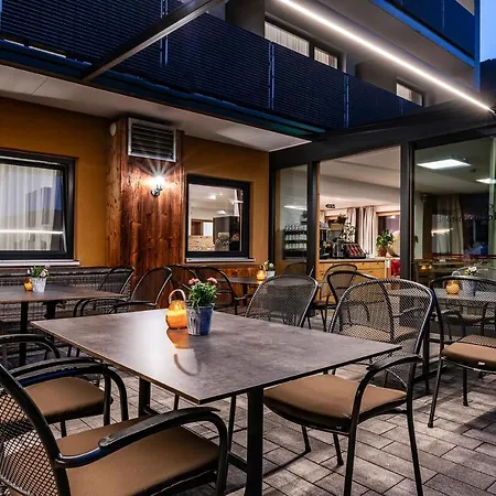 Hochjochstoebli Alpine Easy 4*