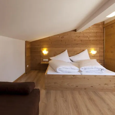 Hochjochstoebli Alpine Easy 4*